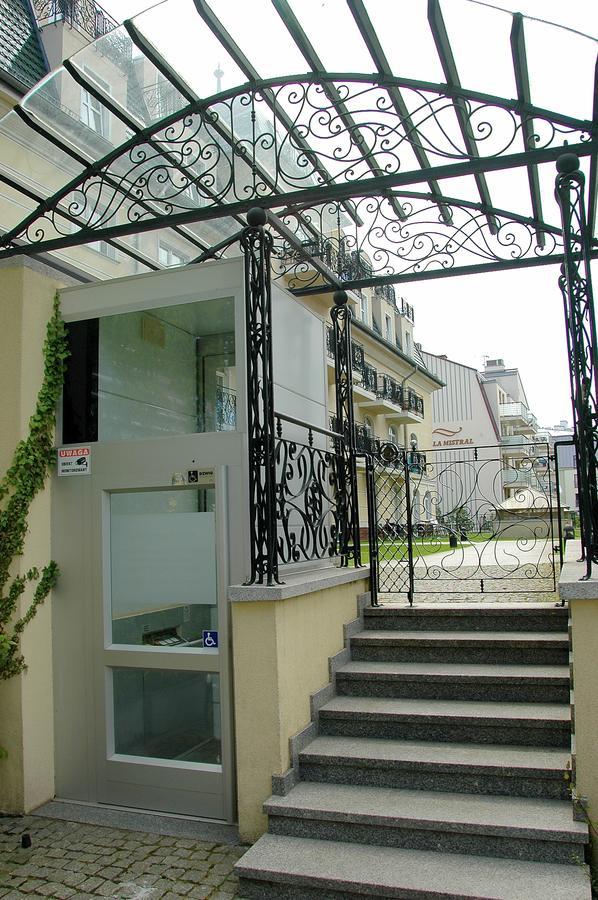 Apartament Przy Promenadzie Swinoujscie Bagian luar foto